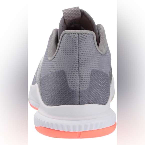 Brand New Womens Adidas Runners 7.5 - Picture 3 of 6